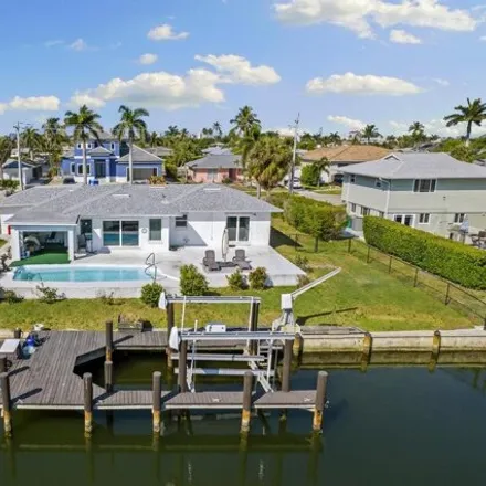 Image 2 - 767 North Barfield Drive, Marco Island, FL 34145, USA - House for sale