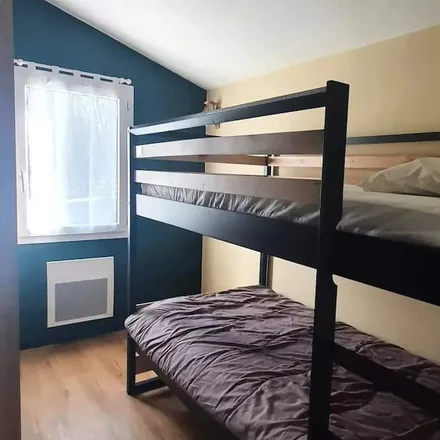 Rent this 2 bed house on Castelnaud la Chapelle in Rue de la Plage, 24250 Castelnaud