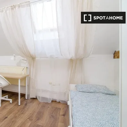 Rent this 6 bed room on Boženy Němcové 455/1 in 120 00 Prague, Czechia