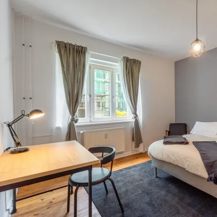 Rent this 3 bed room on Sültstraße 60 in 10409 Berlin, Germany
