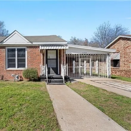 Buy this 2 bed house on 538 Dearborn Street in Waco, TX 76704