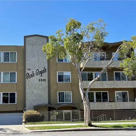 Buy this 1 bed condo on The Park Royale in 2302 East 2nd Street, Long Beach
