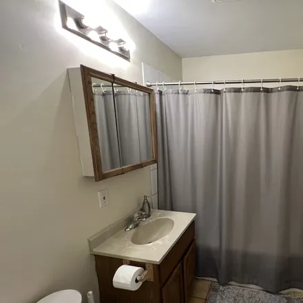 Rent this 3 bed apartment on Milwaukee
