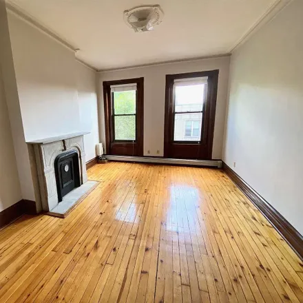 Image 6 - JCPD East District, 207 7th Street, Jersey City, NJ 07302, USA - Townhouse for rent