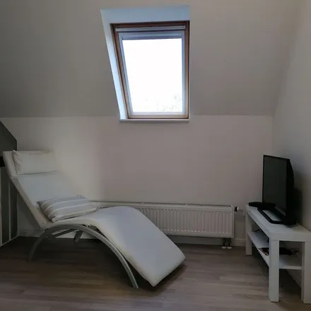 Image 2 - In de Simp, 25421 Pinneberg, Germany - Apartment for rent