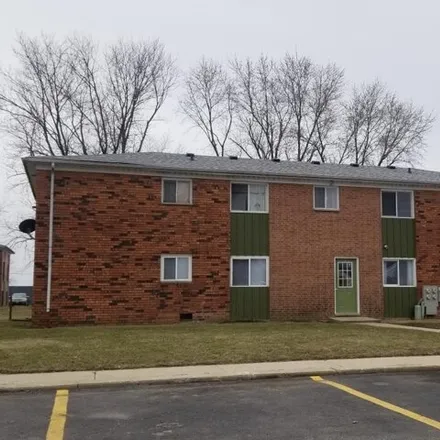 Rent this 2 bed house on Blackstone Elementary School in Division Street, LaSalle County