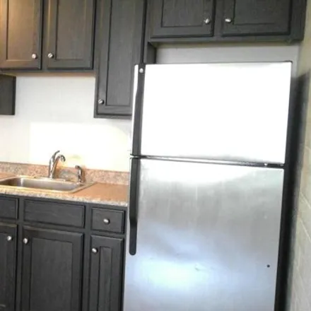 Rent this studio apartment on 610 North 4th Avenue in Phoenix, AZ 85003