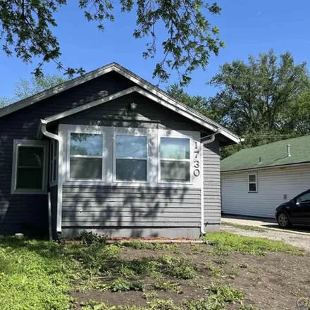Buy this 2 bed house on 1730 Northwest Taylor Street in Topeka, KS 66608
