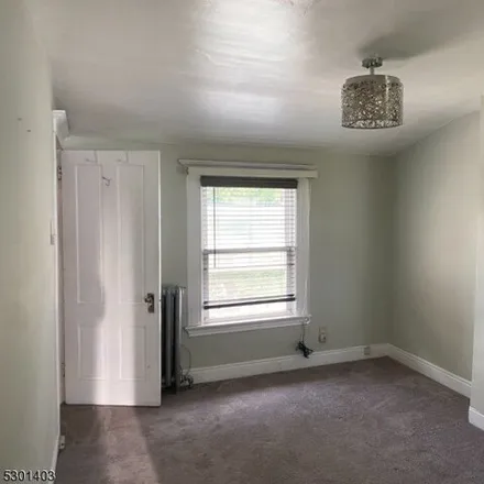 Image 6 - 24 Charles St, East Orange, New Jersey, 07017 - House for rent