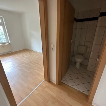 Rent this 3 bed apartment on Hilbersdorfer Straße 46 in 09131 Chemnitz, Germany