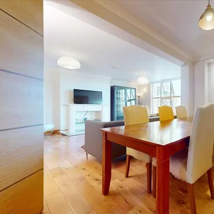 Image 2 - Boydell Court, London, NW8 6NG, United Kingdom - Apartment for rent