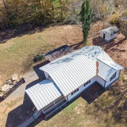 Image 3 - 12398 N NoPone Valley Road, Walnut Grove, Meigs County, TN 37322, USA - House for sale
