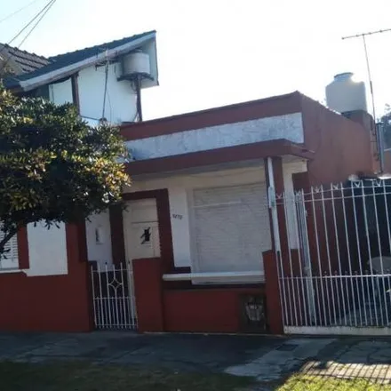 Image 2 - Coronel Díaz 103, Partido de Lomas de Zamora, 1828 Banfield, Argentina - House for sale