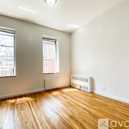Rent this 1 bed apartment on 10 Gay St