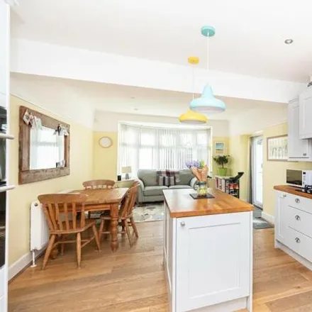 Image 2 - Lenton Court, 10 Wharncliffe Road, Bournemouth, BH1 4AB, United Kingdom - House for sale