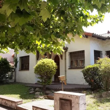 Buy this 2 bed house on El Castillo Recepciones in Avellaneda 552, Bernal Este