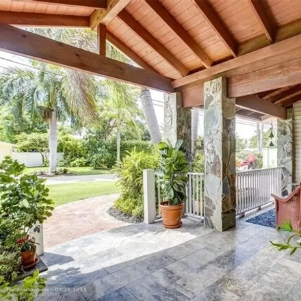 Image 5 - 2037 Northeast 24th Street, Middle River Manor, Wilton Manors, FL 33305, USA - House for sale