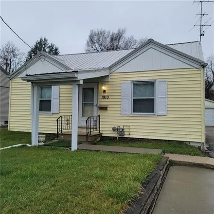 Buy this 2 bed house on 1856 East 24th Street in Des Moines, IA 50317