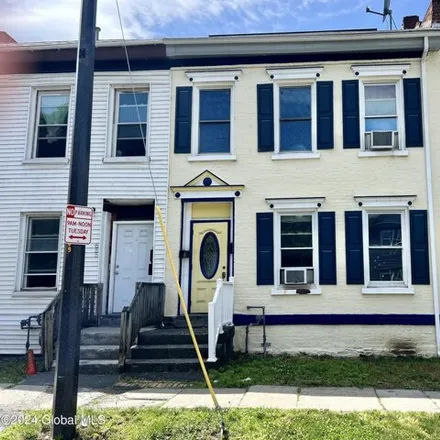 Buy this 2 bed house on 657 5th Avenue in City of Troy, NY 12182