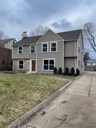 Buy this 4 bed house on 1304 Stadelman Avenue in Akron, OH 44320