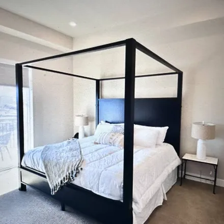 Rent this 2 bed condo on Heber in UT, 84032