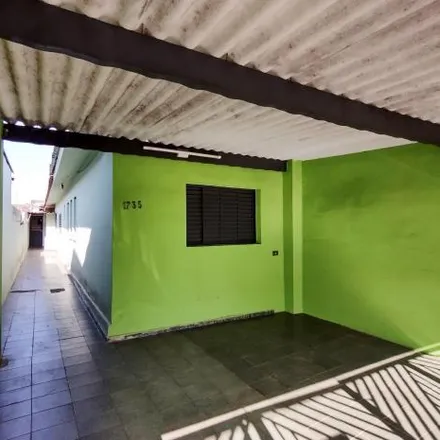 Buy this 2 bed house on Rua Inez Daniel Manzato in Vila Ferrarezzi, Santa Bárbara d'Oeste - SP
