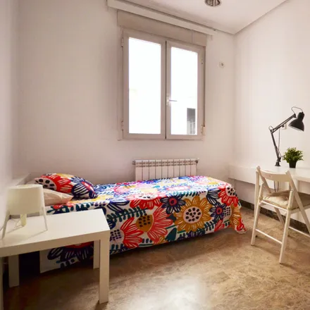 Rent this 8 bed room on Calle de Alberto Aguilera in 22, 28015 Madrid