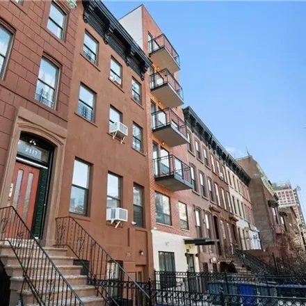Buy this studio house on 2117 5th Avenue in New York, NY 10035