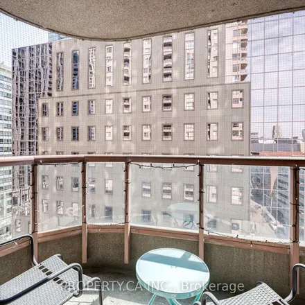 Image 7 - Conservatory Tower, Hayter Street, Old Toronto, ON M5G 2J9, Canada - Apartment for rent