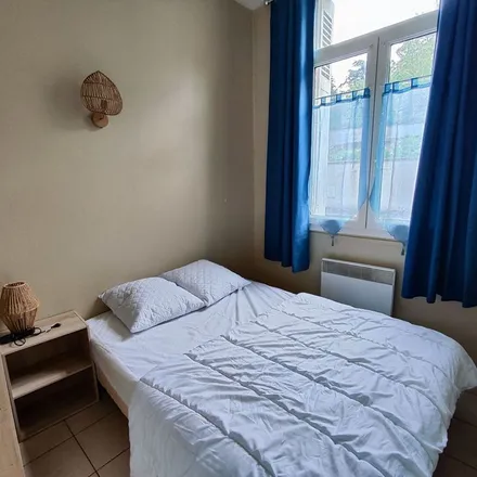 Rent this 1 bed apartment on 3 Rue Léon Brûlon in 37550 Saint-Avertin, France