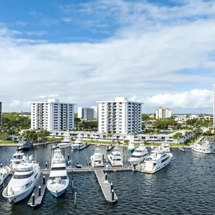 Image 1 - Lakeshore Drive, North Palm Beach, FL 33408, USA - Condo for rent