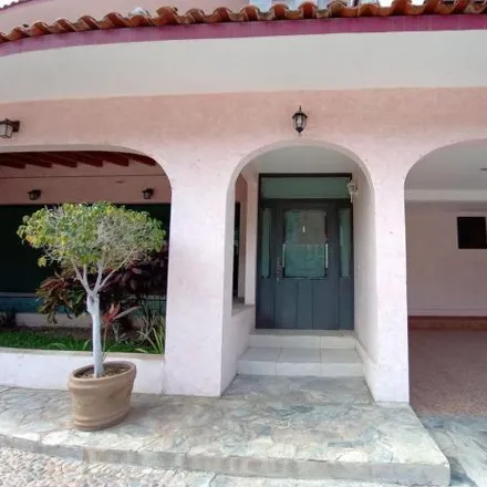Rent this 3 bed house on Escuela Prim. Federal Profesor Raul Isidro Birgos in 29057 Terán, CHP