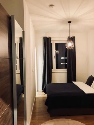Rent this 4 bed room on Boyenstraße 31 in 10115 Berlin, Germany