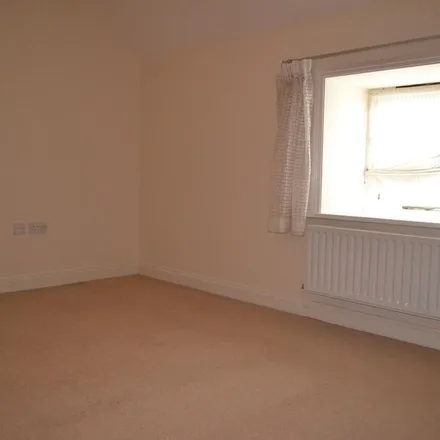 Rent this 2 bed apartment on Mill Gate in Newark on Trent, NG24 4TY