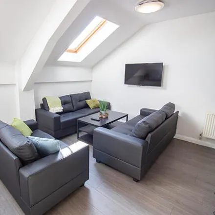 Rent this 7 bed apartment on 164 Mansfield Road in Nottingham, NG1 4EA