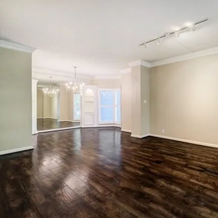 Image 9 - Woodway Place, 661 Bering Drive, Houston, TX 77057, USA - Condo for sale