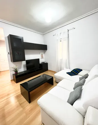 Image 4 - Calle de Arriaza, 18, 28008 Madrid, Spain - Apartment for rent