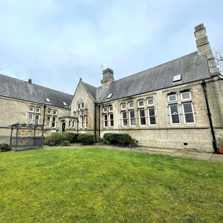 Rent this 2 bed apartment on Club Lane in Farsley, LS13 1JG