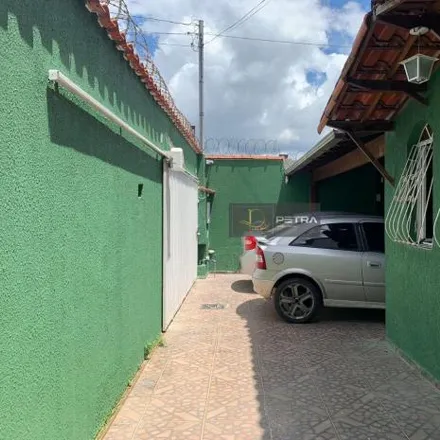 Image 1 - Rua Paraisópolis, Imbiruçu, Betim - MG, 32675-822, Brazil - House for sale