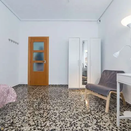 Image 8 - Carrer del Riu Arcos, 9, 46023 Valencia, Spain - Apartment for rent