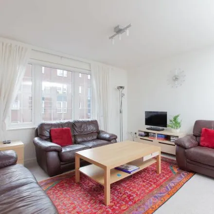 Rent this 3 bed apartment on 24 Elbe Street in City of Edinburgh, EH6 7BE