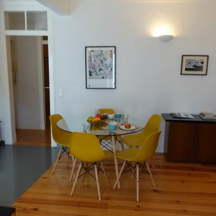 Rent this 2 bed apartment on Jardim das Pichas Murchas in Beco dos Loios, 1100-219 Lisbon