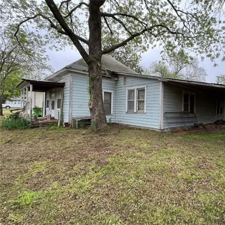 Image 3 - 8th Street, Prague, Lincoln County, OK 74864, USA - House for sale