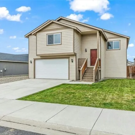 Buy this 3 bed house on 177 28th Avenue in Ellensburg, WA 98926