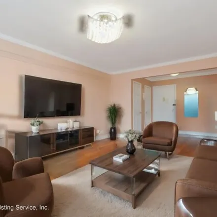 Image 2 - 145 Lincoln Avenue, New York, NY 10306, USA - Apartment for sale