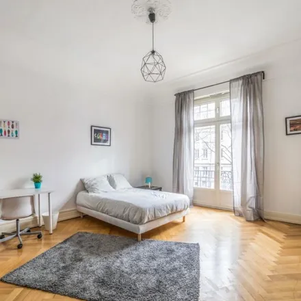 Rent this 5 bed apartment on 15 Boulevard Clemenceau in 67073 Strasbourg, France