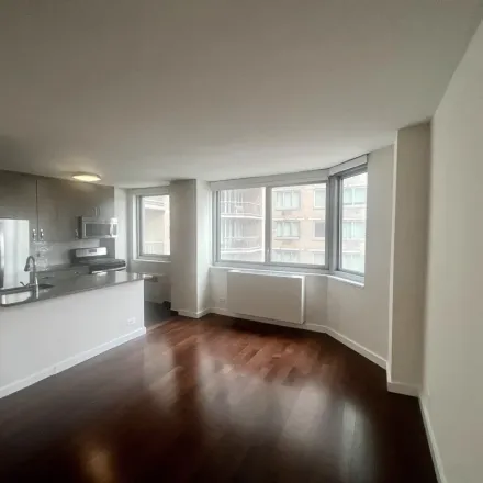 Image 4 - View 34 Apartments, East 34th Street, New York, NY 10016, USA - Apartment for rent