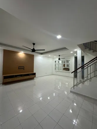 Rent this 4 bed apartment on unnamed road in Desa Billion, 43000 Kajang Municipal Council