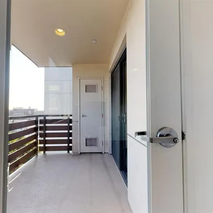 Rent this 1 bed room on 1550 Federal Avenue in Los Angeles, CA 90025