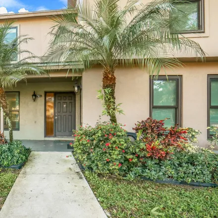 Image 3 - 404 Sandtree Drive, North Palm Beach, FL 33403, USA - Townhouse for sale